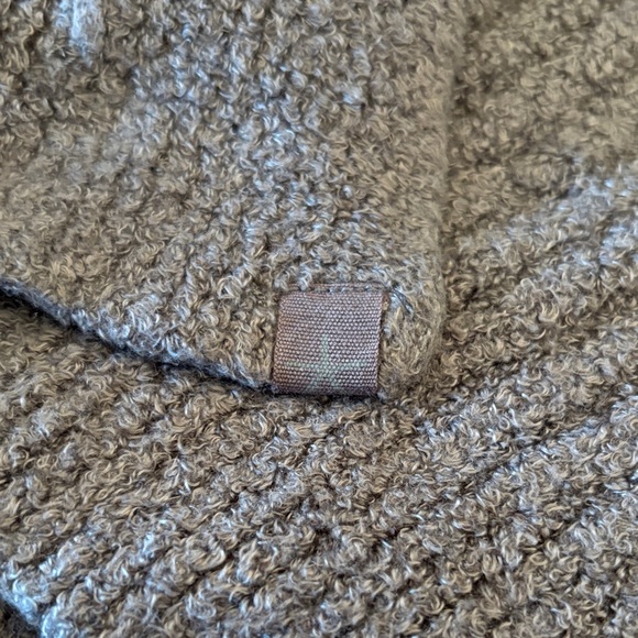 Barefoot Dreams CozyChic Lite Charcoal Knit Scarf - Picture 4 of 4